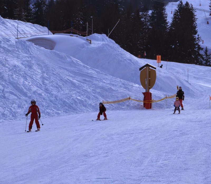 Piste débutants derrière l'appartement